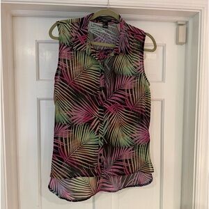 3/$30 Forever 21 sleeveless tropical button down blouse size Large